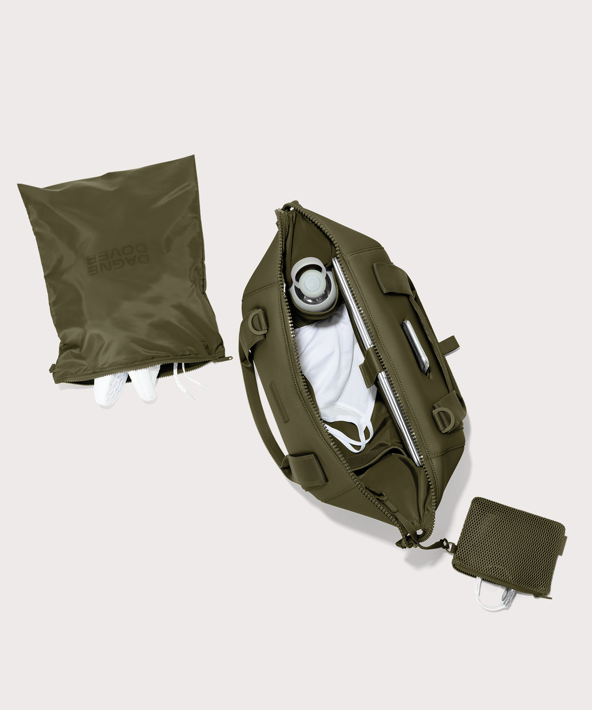 Landon Carryall in Dark Moss, Medium