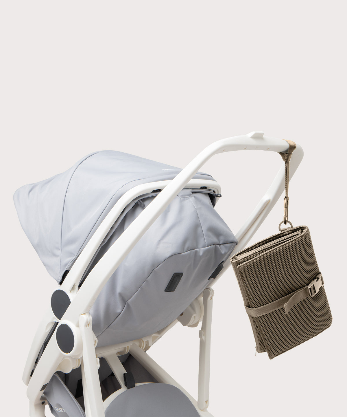 Joey Changing Kit in Khaki